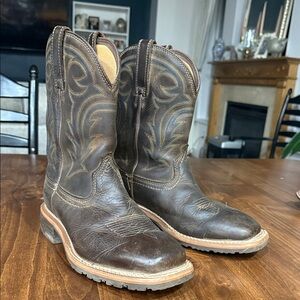 Ariat Men's hybrid rancher water proof Western Boots in oily brown